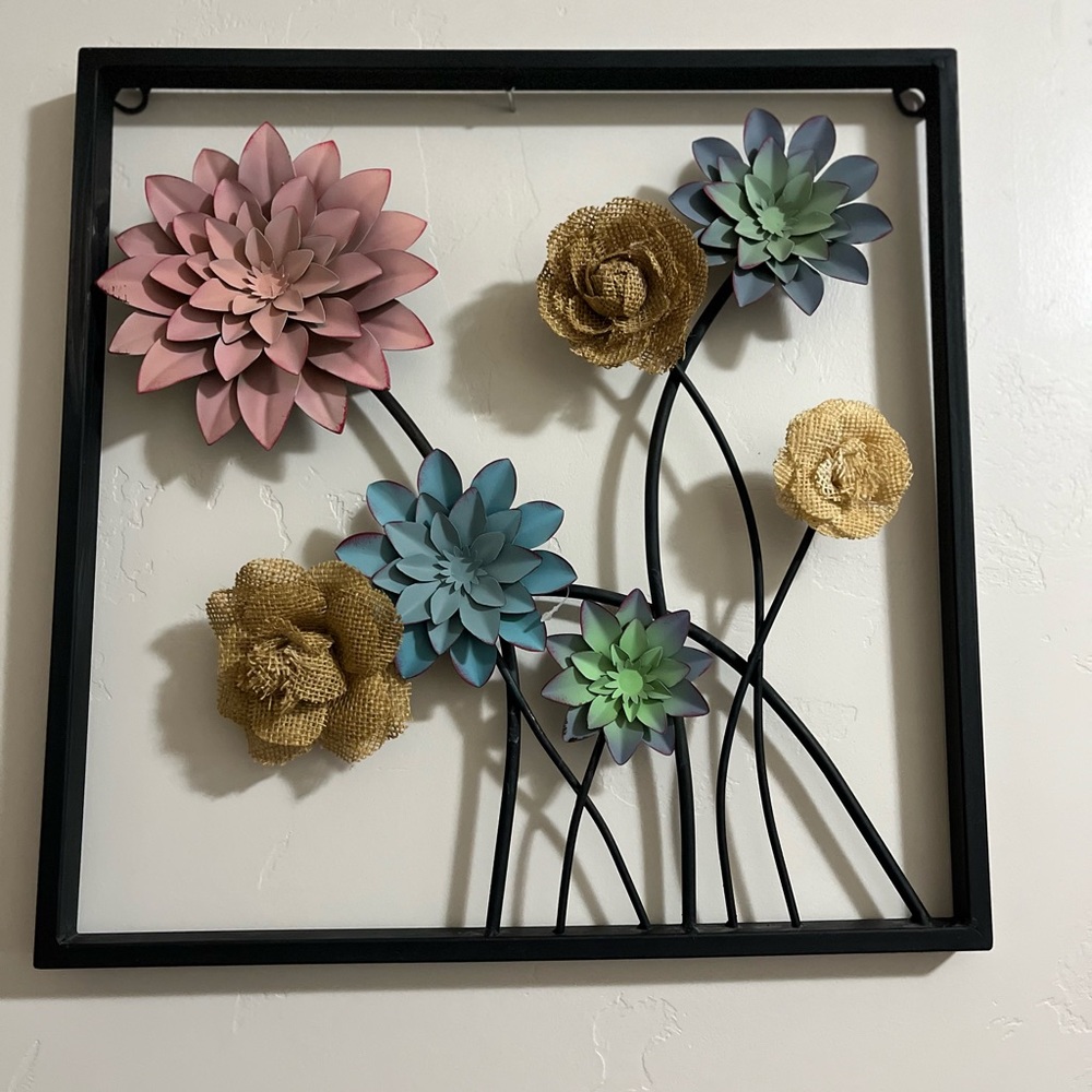 Ceramic Metal Floral Wall Decor